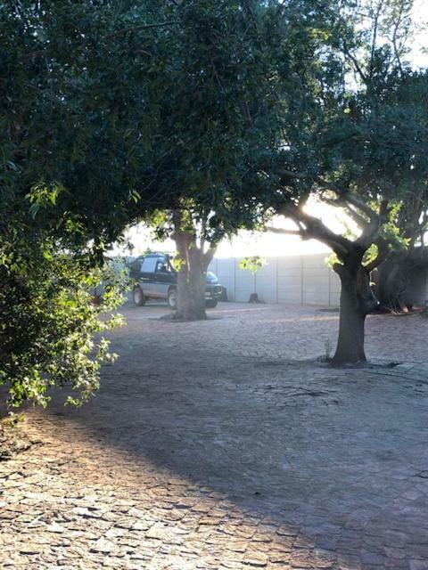 The Vineyard East Hotel Durbanville Exterior photo